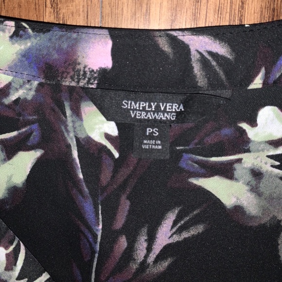 Simply Vera VeraWang Womens Floral Button Down - Picture 4 of 5